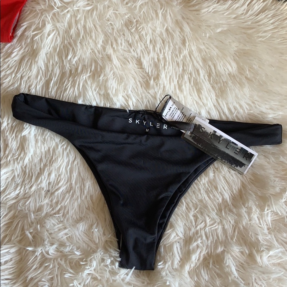 Skyler Bikini Set - Picture 6 of 6